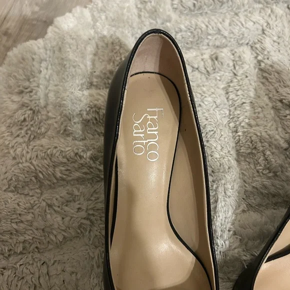 Franco Sarto Black Pointed-Toe Leather Pumps 2.5 inch - Picture 3 of 6